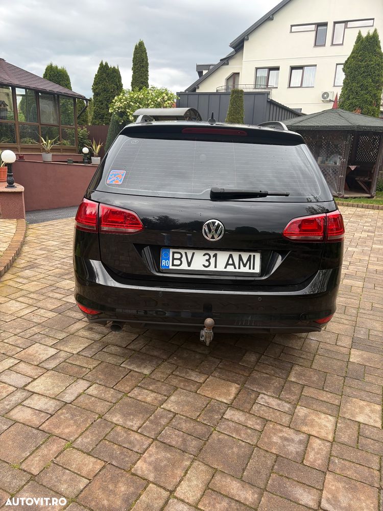 Volkswagen Golf - 18