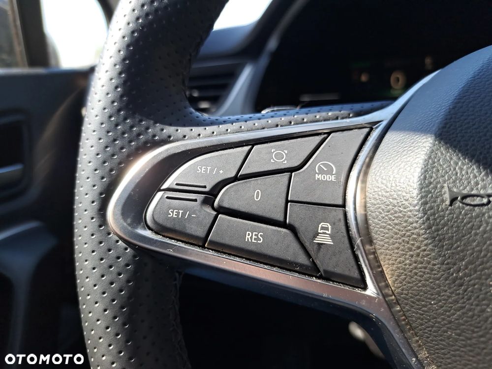 Renault Captur 1.3 TCe mHEV Techno EDC - 19