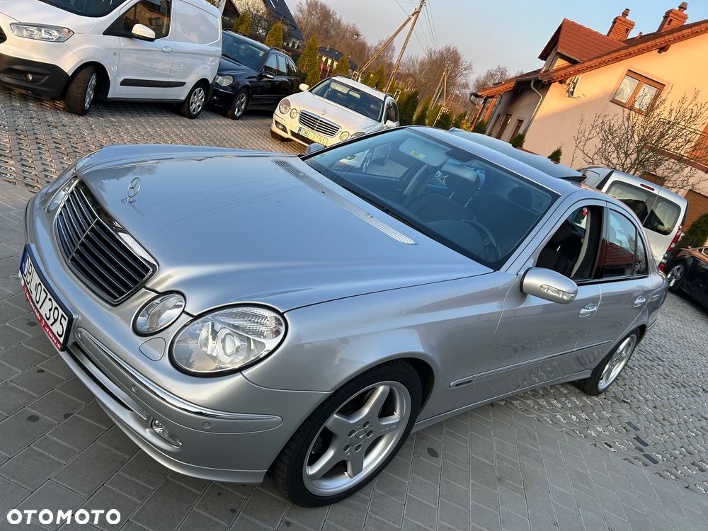 Mercedes-Benz W111 - 7