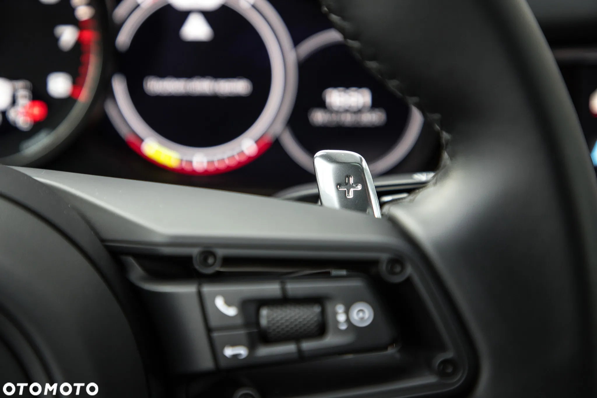 Porsche Panamera 4S Executive - 21