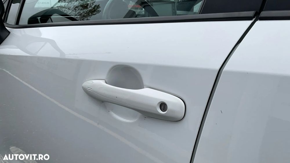 Toyota Corolla 1.8 HSD Dynamic - 21