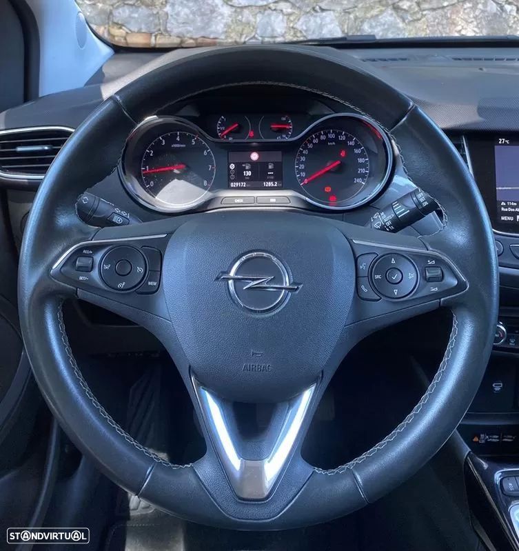 Opel Crossland 1.2 T Design & Tech - 16