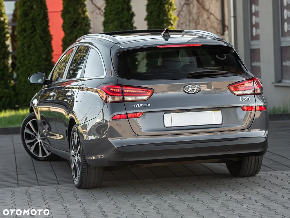 Hyundai i30 1.4 T-GDI DCT Premium - 8