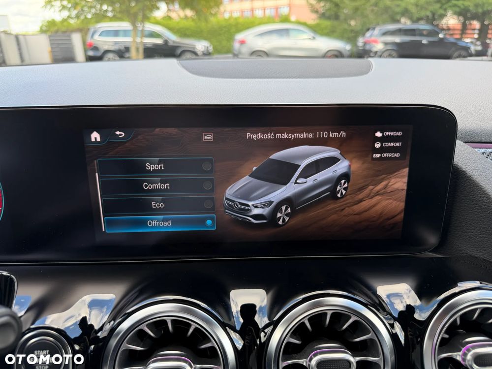 Mercedes-Benz GLA 200 d 4-Matic AMG Line - 39