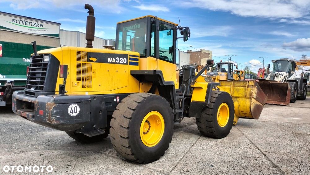 Komatsu WA 320 - 6 / 16500 kg / 4,5 m zasyp / klima / centralne smarowanie - 12