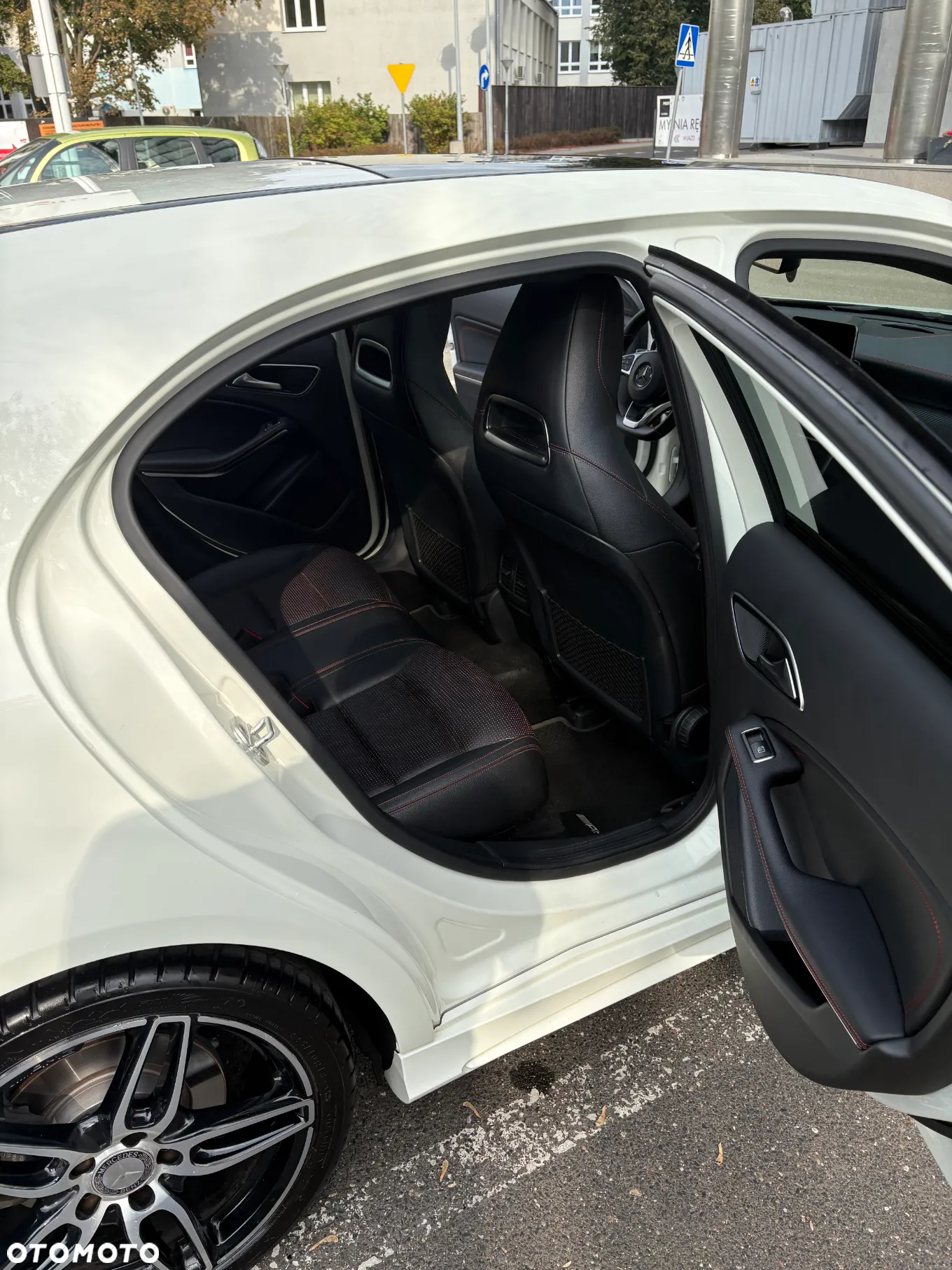 Mercedes-Benz Klasa A 220 4-Matic - 12