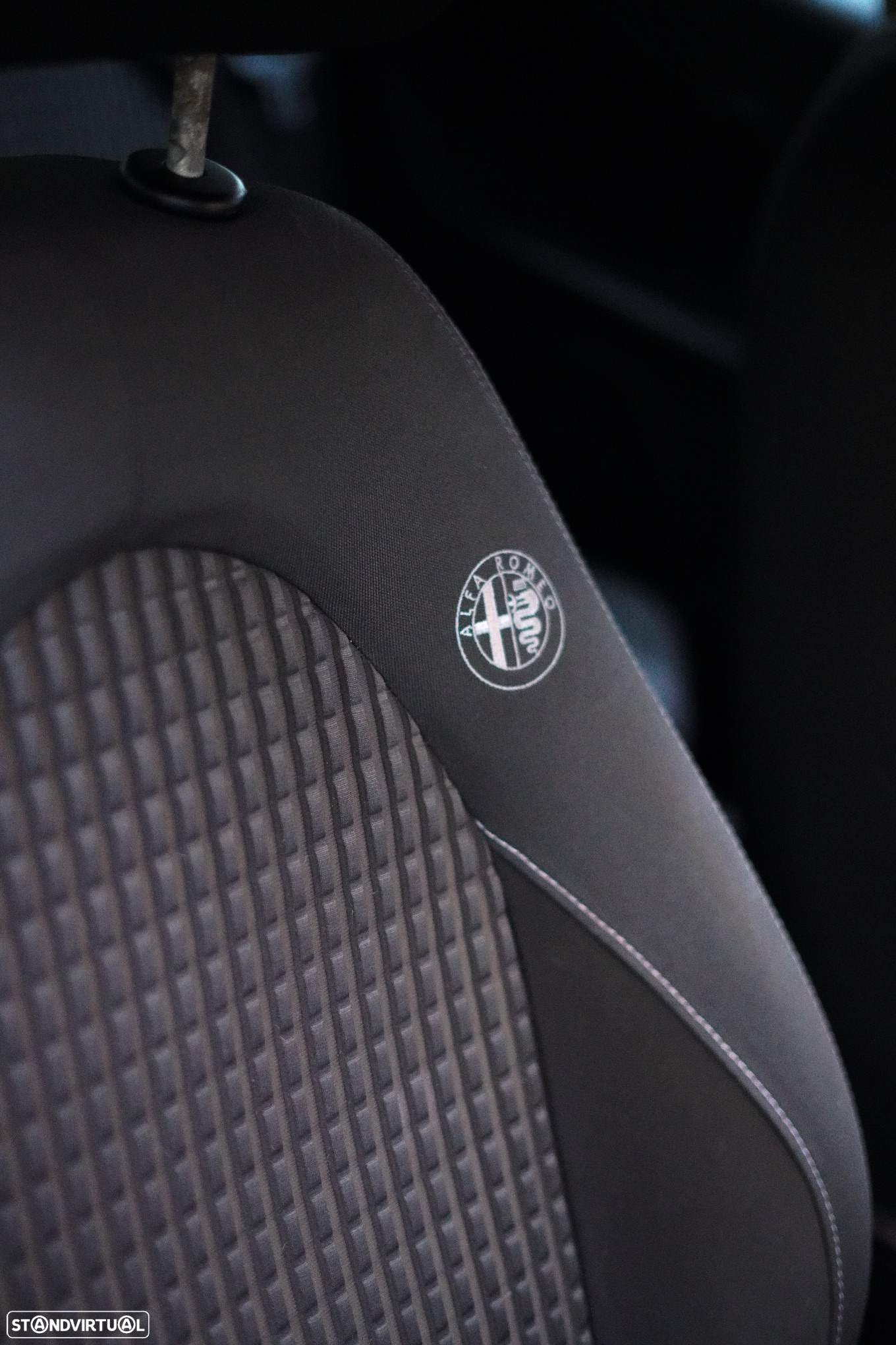 Alfa Romeo MiTo 1.3 JTD Distinctive - 9