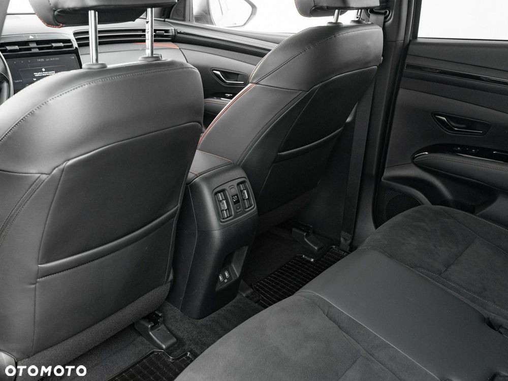 Hyundai Tucson - 25