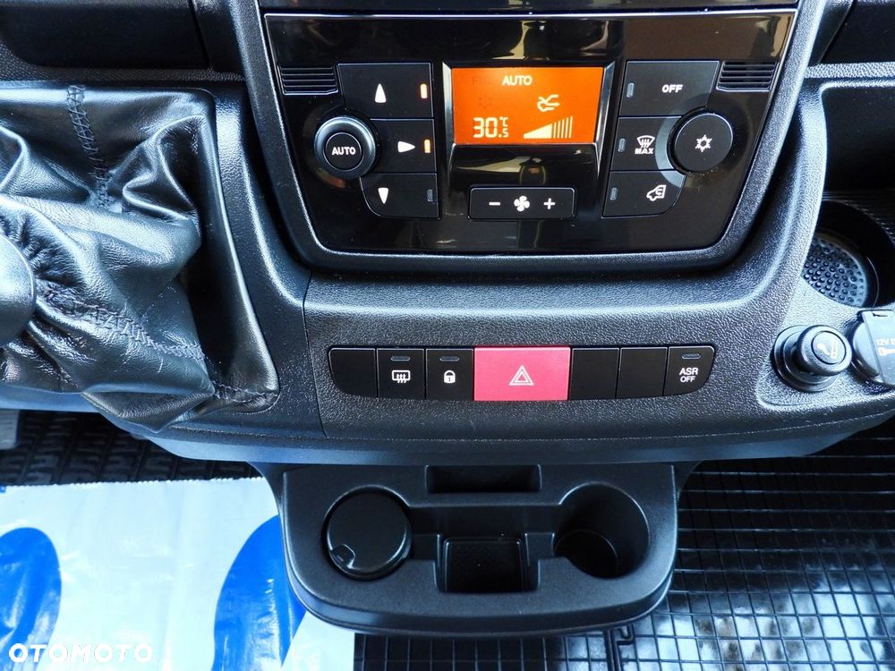 Peugeot BOXER CHŁODNIA KONTENER 0*C 8 PALET TEMPOMAT LEDY KLIMATYZACJA  165KM - 36