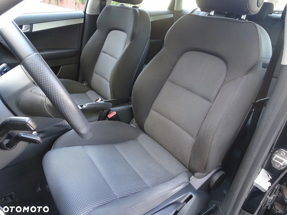 Audi A3 Sportback 1.2 TFSI S line Sportpaket - 16