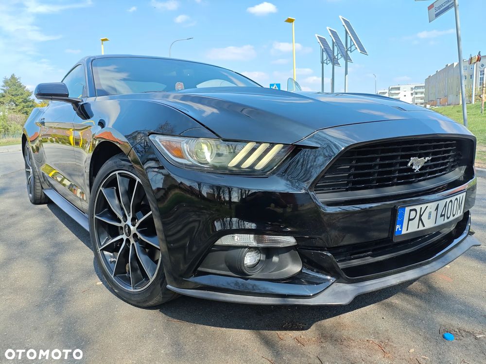 Ford Mustang 2.3 Eco Boost - 2
