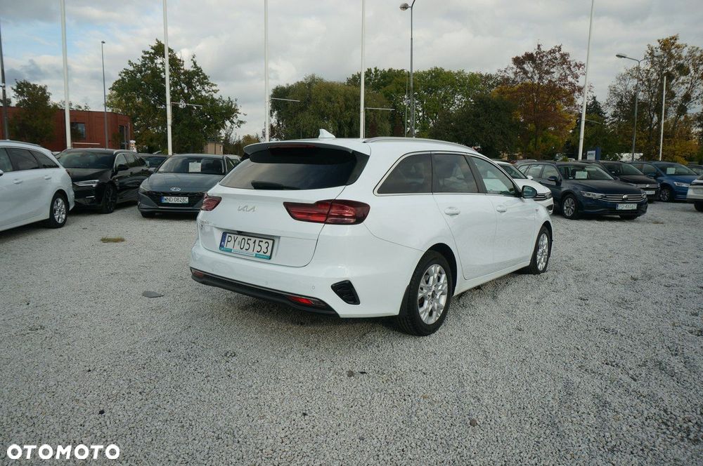 Kia Ceed 1.5 T-GDI M - 6