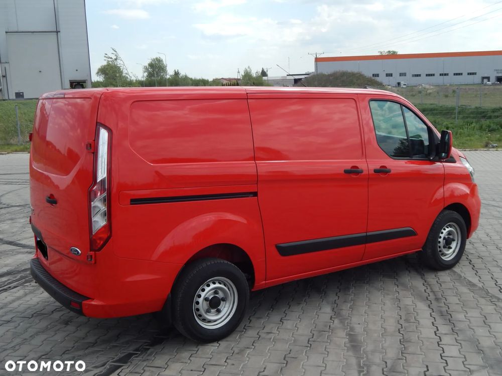 Ford Custom Transit - 40