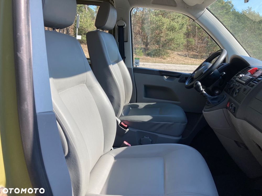 Volkswagen Transporter - 8