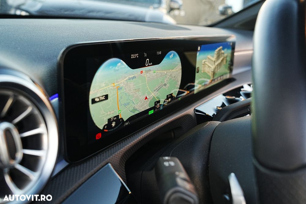 Mercedes-Benz A 250 e 8G-DCT AMG Line - 29