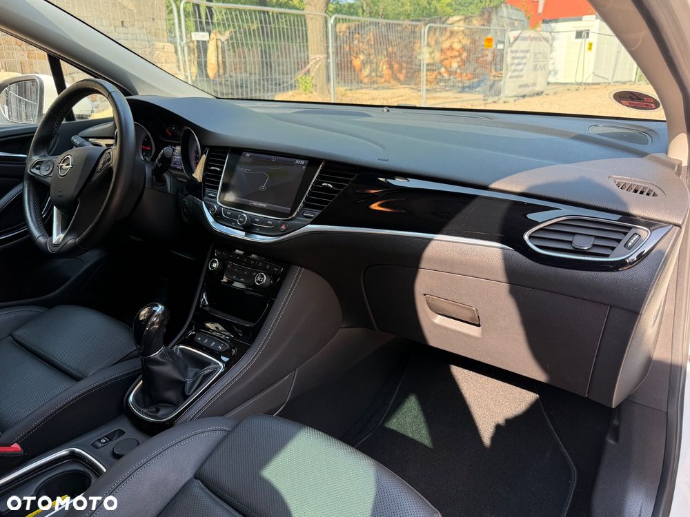 Opel Astra 1.4 Turbo Innovation - 31