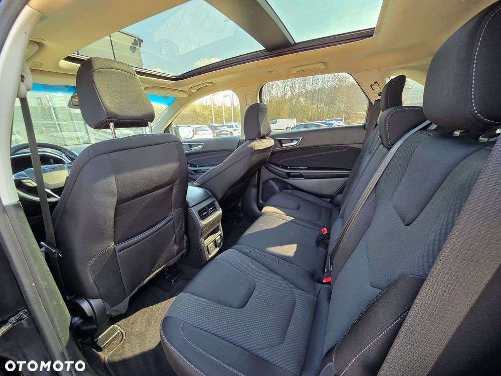 Ford Edge 2.0 EcoBlue Twin-Turbo 4WD Titanium - 32