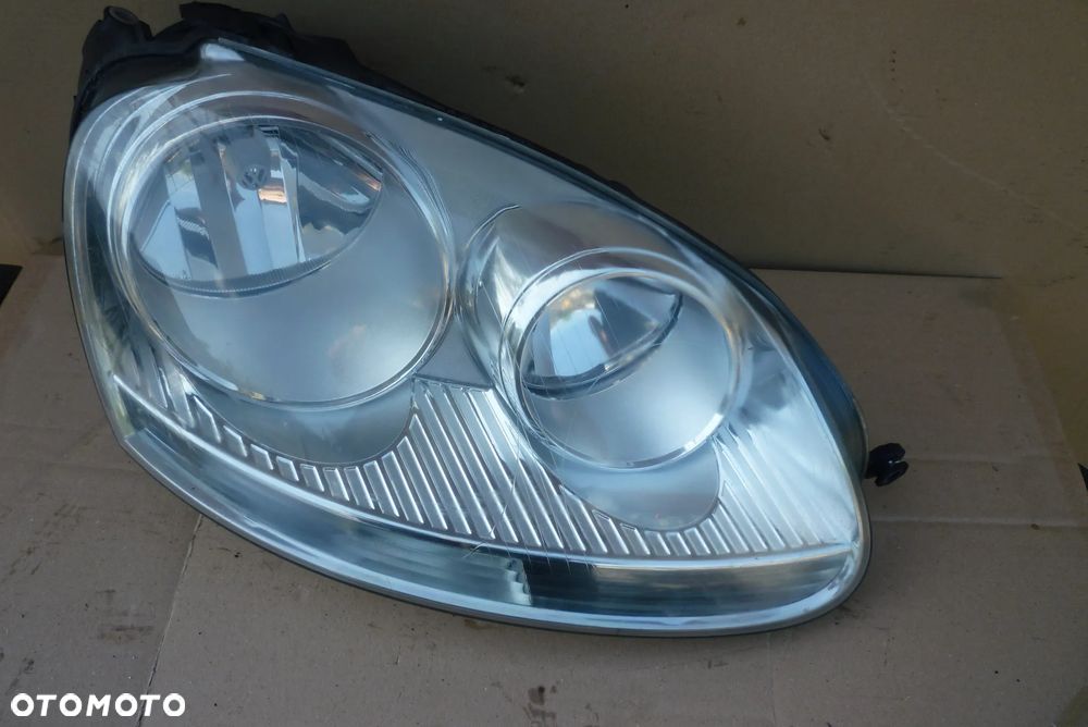 lampa prawa Golf V orginał Europa - 1