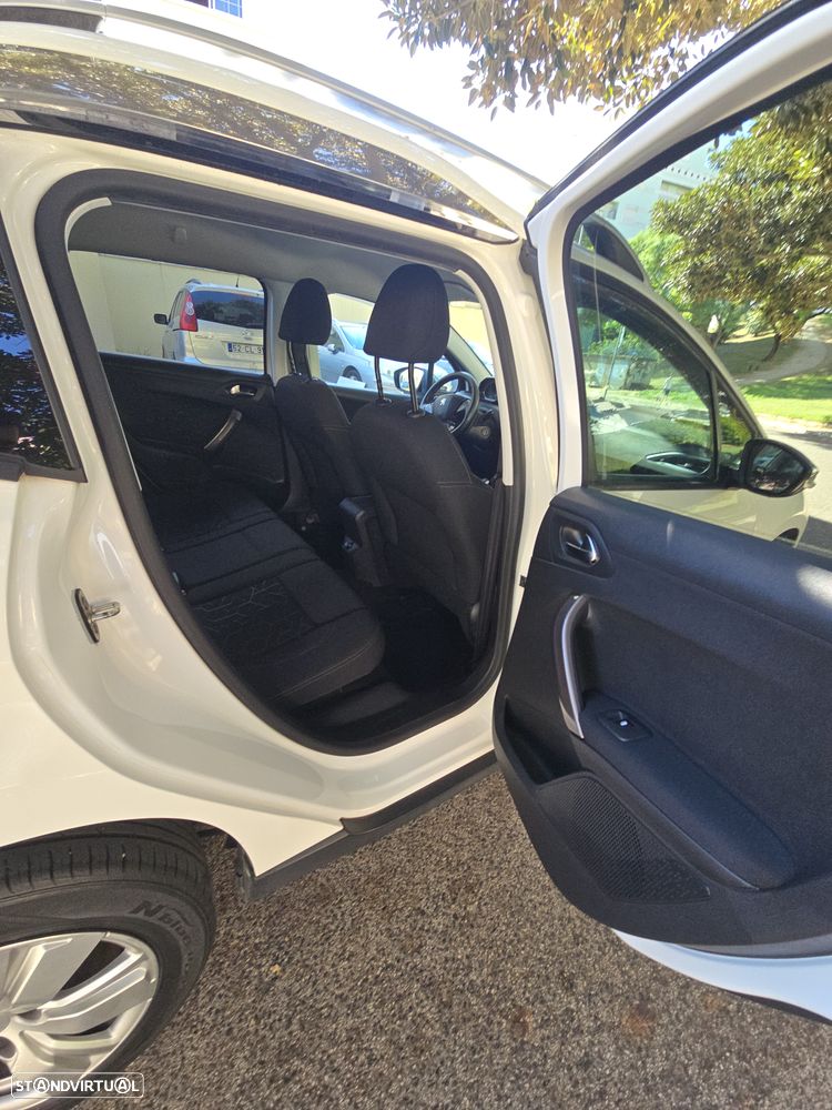 Peugeot 2008 - 24