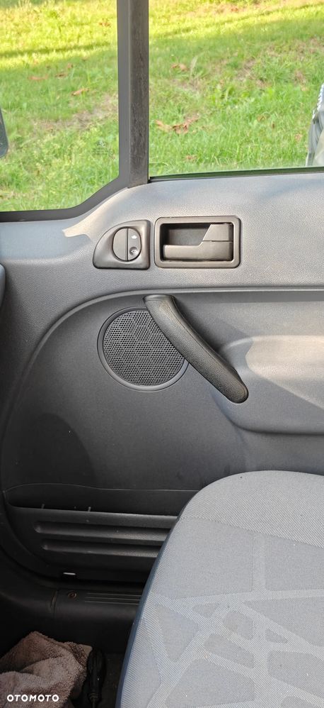 Ford Transit Connect - 10