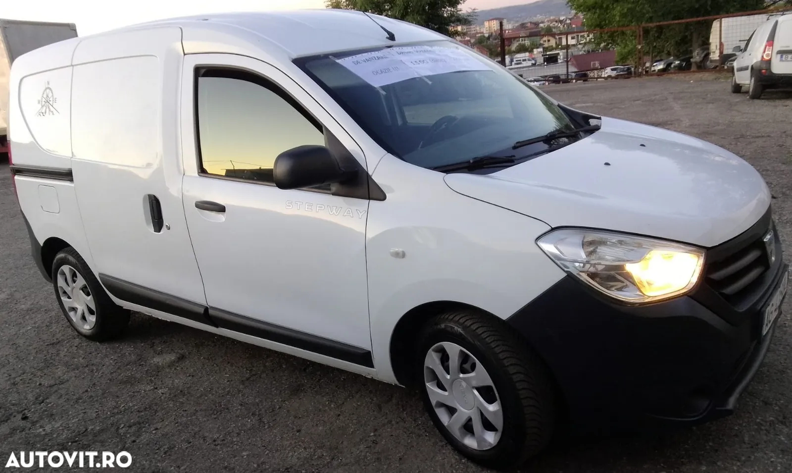 Dacia Dokker 1.5 dCi 90 CP Stepway - 3
