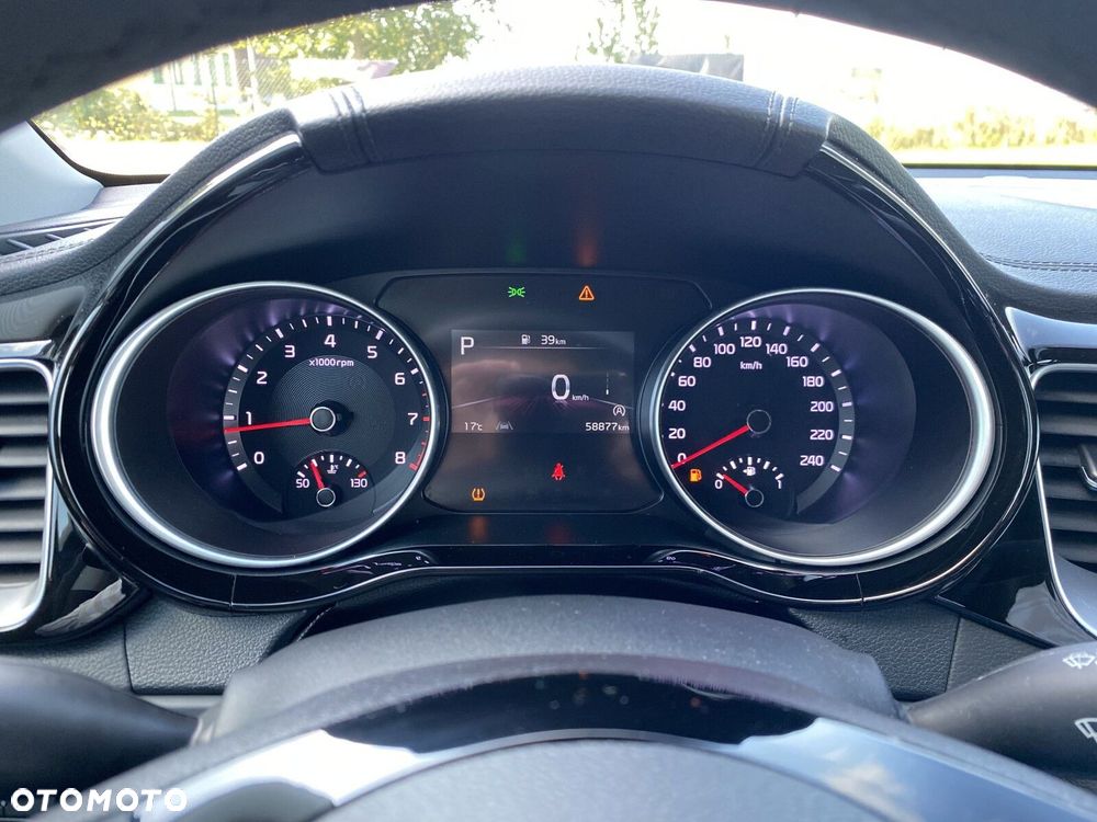 Kia Ceed - 22