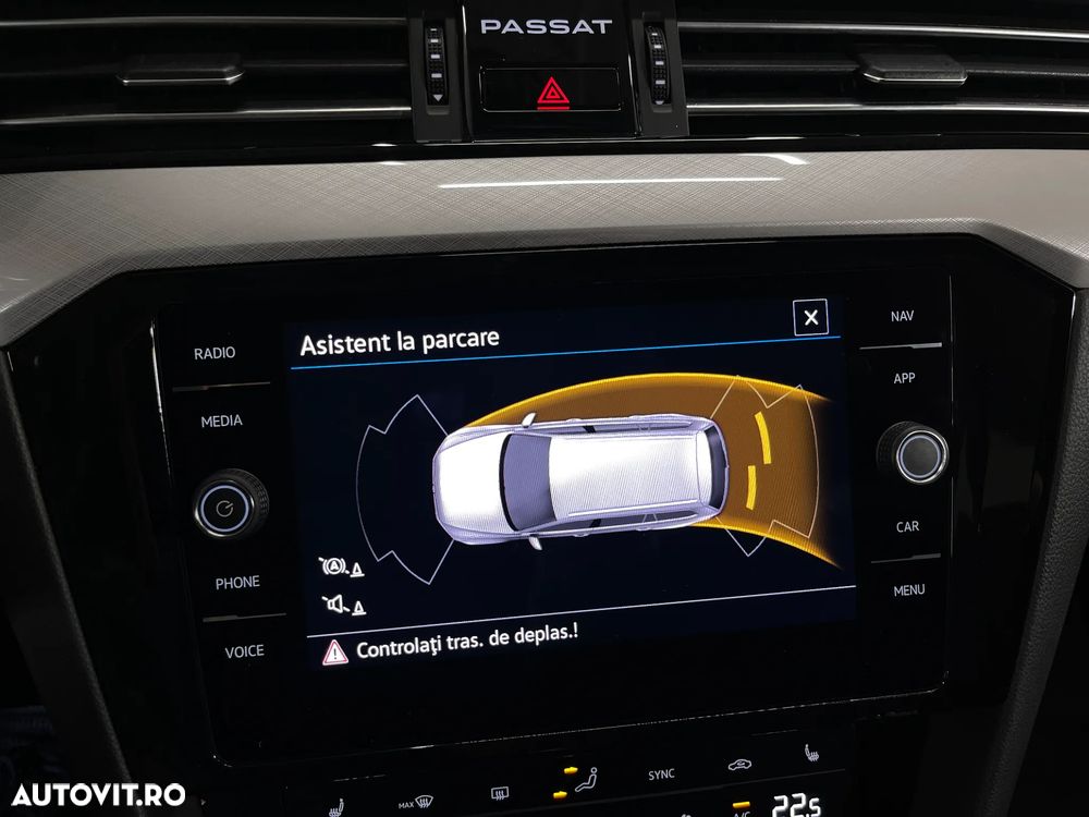 Volkswagen Passat 2.0 TDI DSG Comfortline - 14