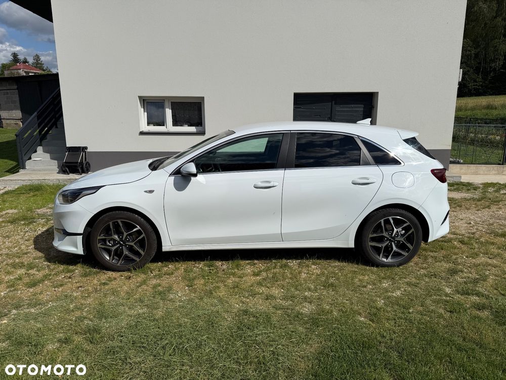 Kia Ceed - 9