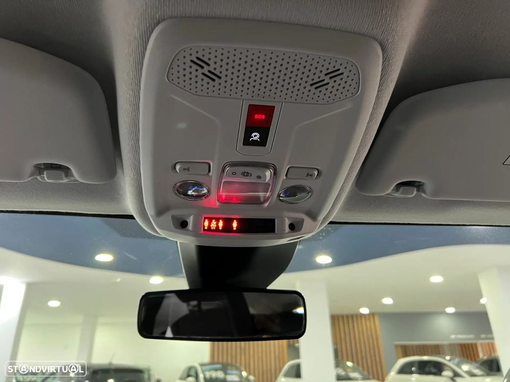 Peugeot 208 1.2 PureTech Active Pack - 27