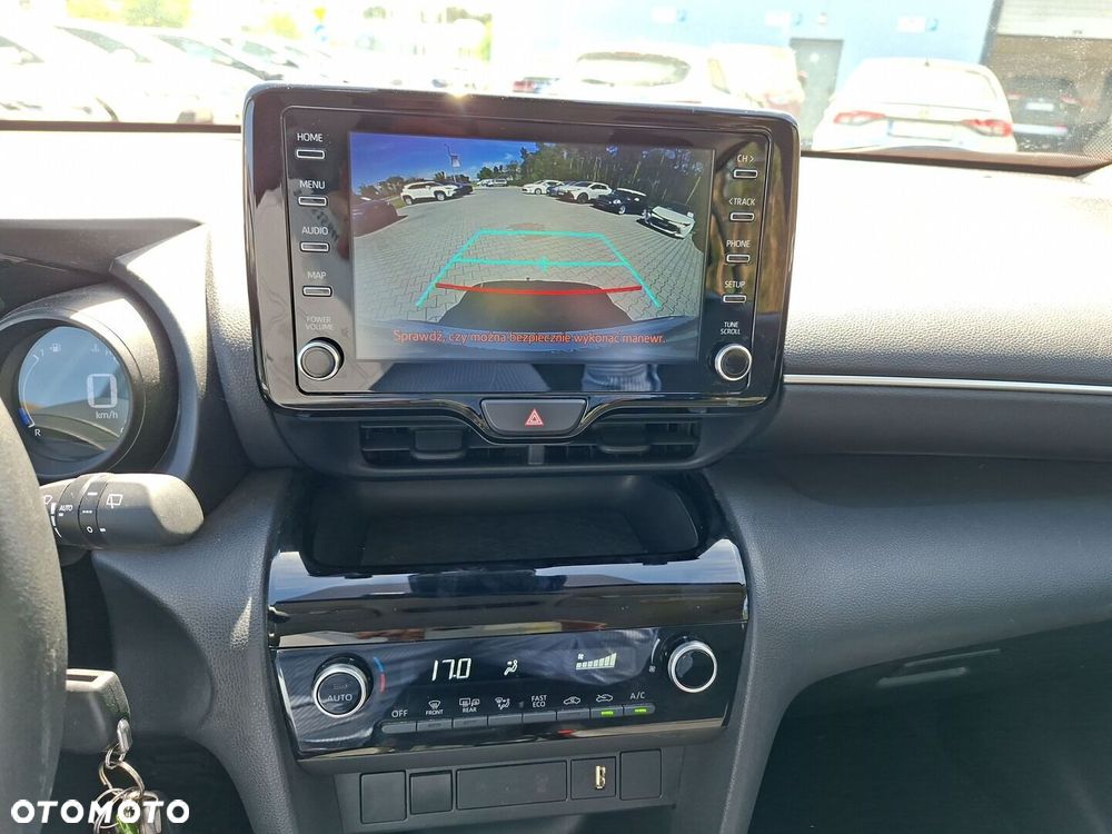 Toyota Yaris Cross - 19
