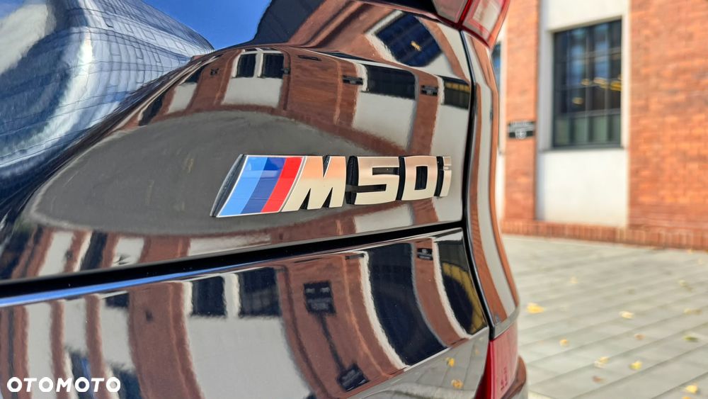 BMW X5 M M50i - 6