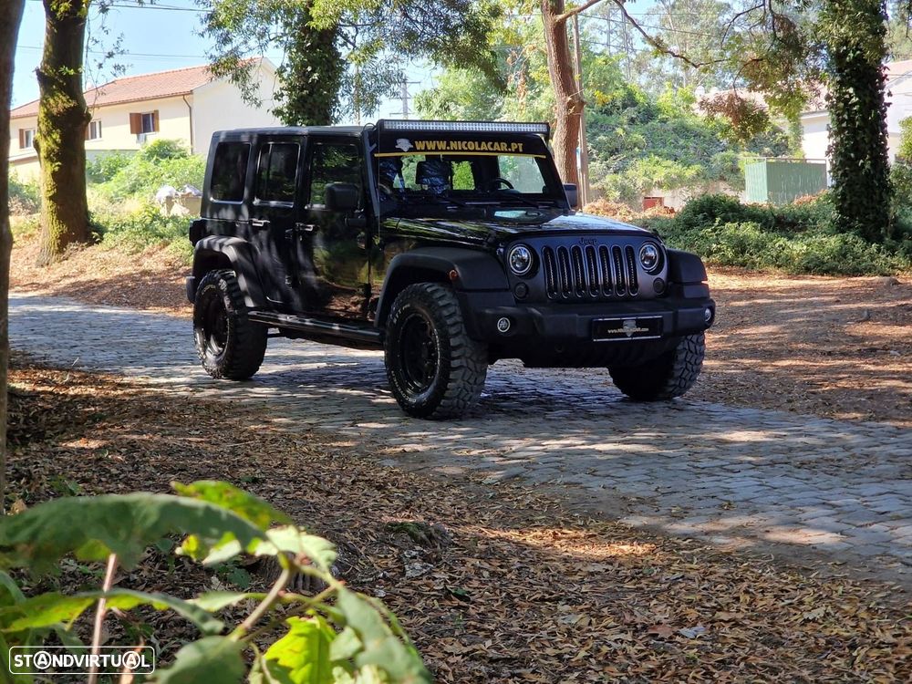 Jeep Wrangler - 2
