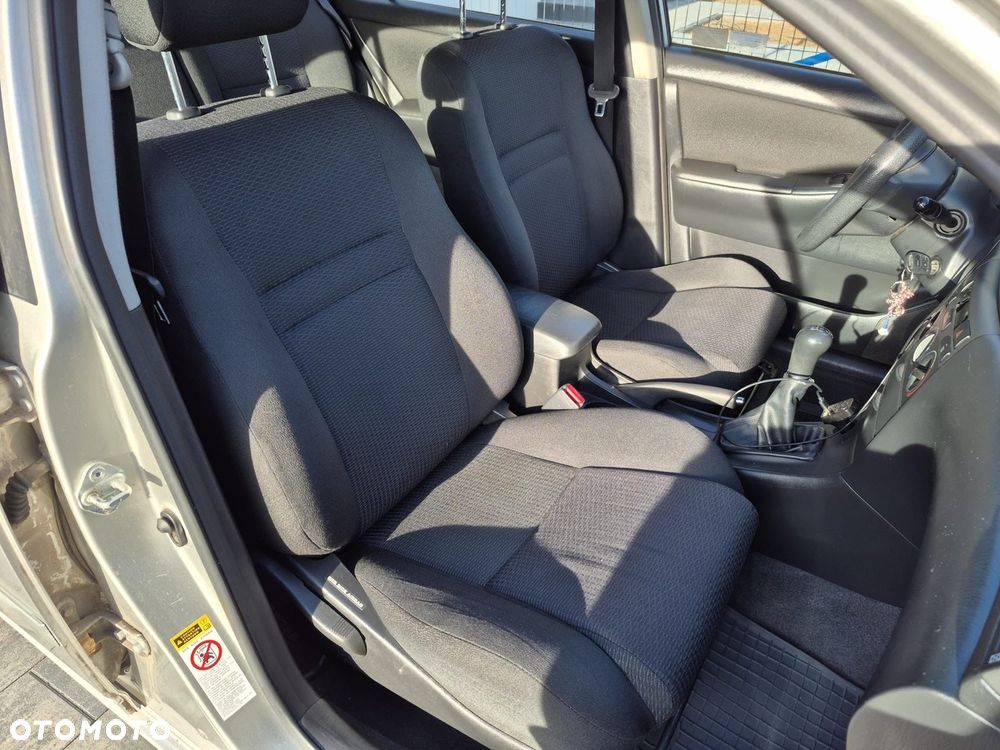 Toyota Corolla 1.6 VVT-i Terra - 9