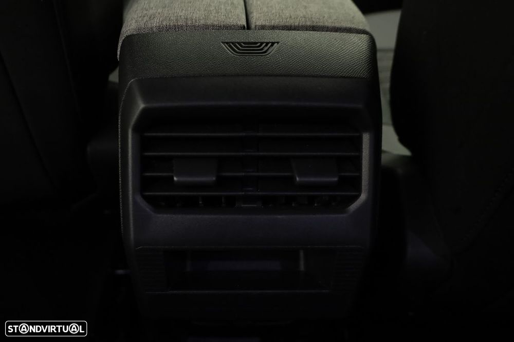 Peugeot 3008 1.2 Hybrid Allure e-DCS6 - 21