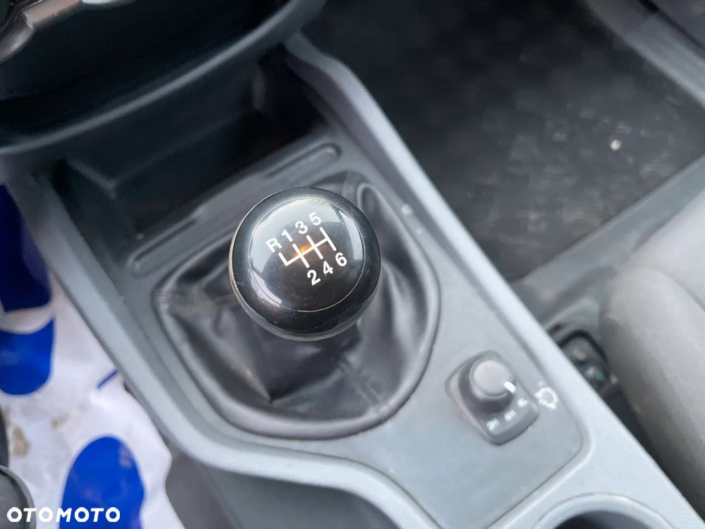 Ford Ranger Extra Basis - 12