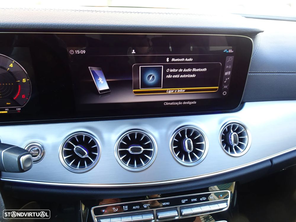 Mercedes-Benz CLS 300 d AMG Line - 45