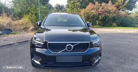 Volvo XC 40 2.0 D3 Momentum - 2