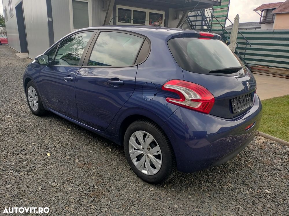 Peugeot 208 1.2 L PureTech Active - 19