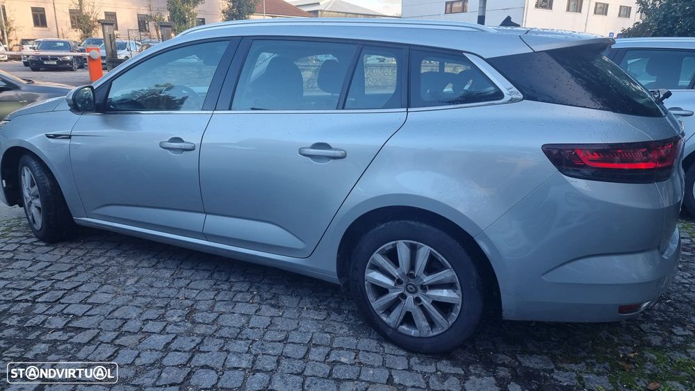 Renault Mégane Sport Tourer BLUE dCi 115 ZEN - 2