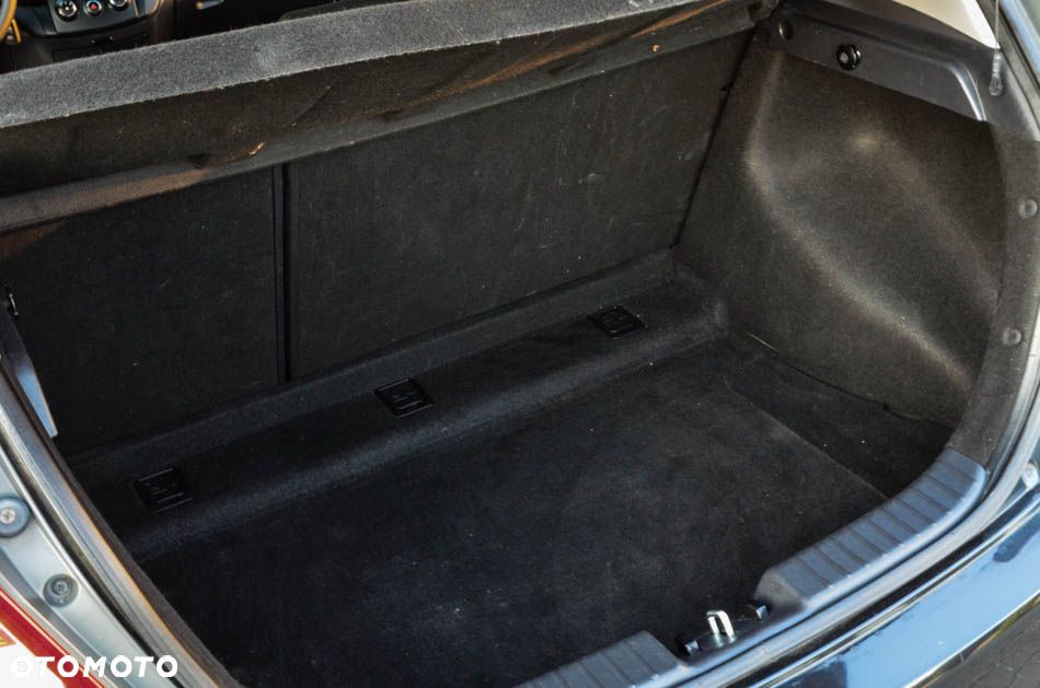 Hyundai i30 1.4 Blue Comfort - 25