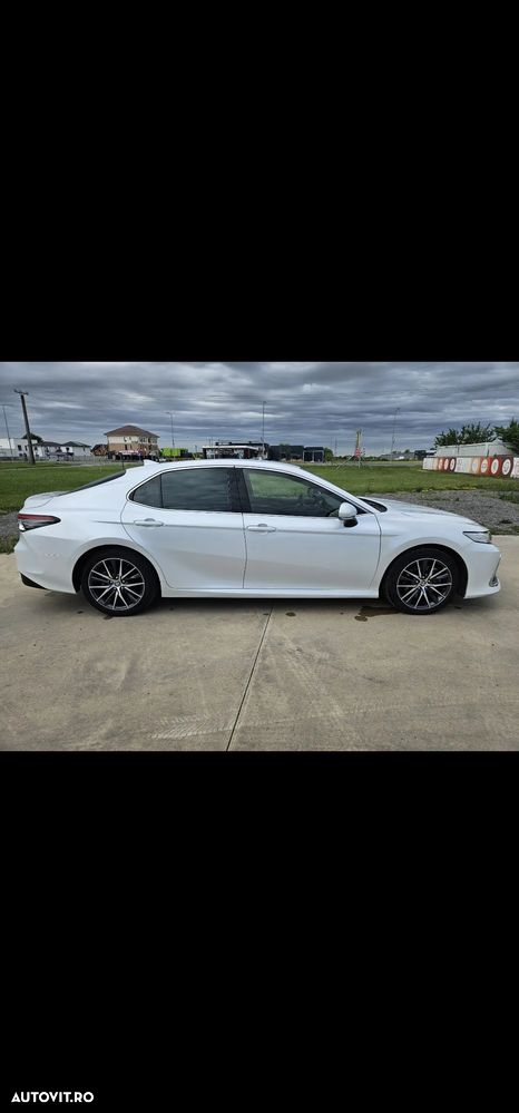 Toyota Camry 2.5 Exclusive - 1