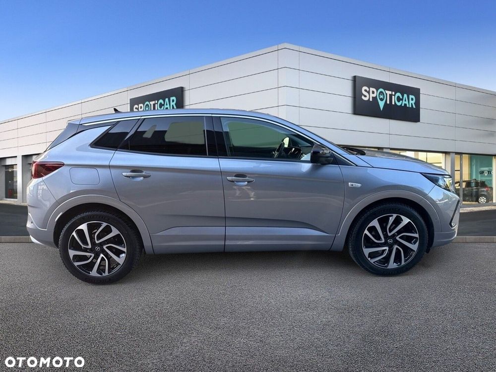 Opel Grandland 1.2 T Business Elegance S&S - 5