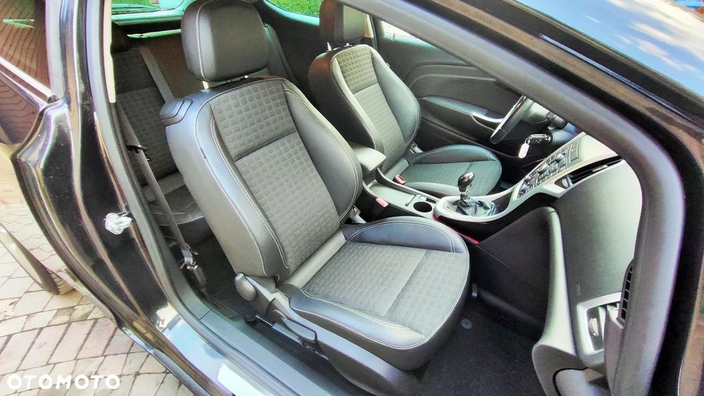 Opel Astra 1.4 Turbo ecoFLEX Start/Stop Innovation - 11