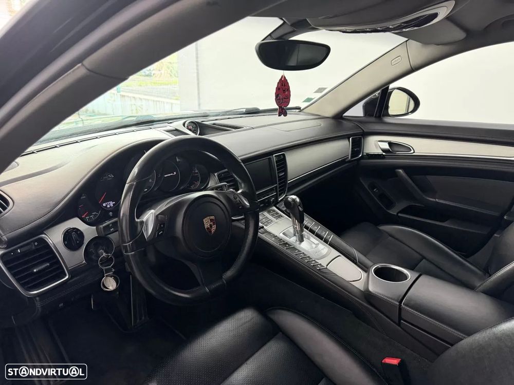 Porsche Panamera S Hybrid - 16
