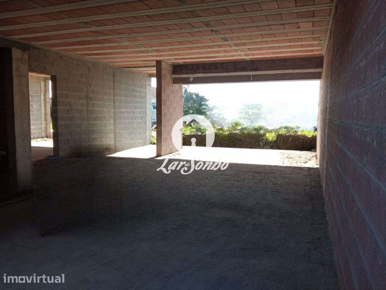 Moradia térrea T3 em Vila Verde - Grande imagem: 4/32