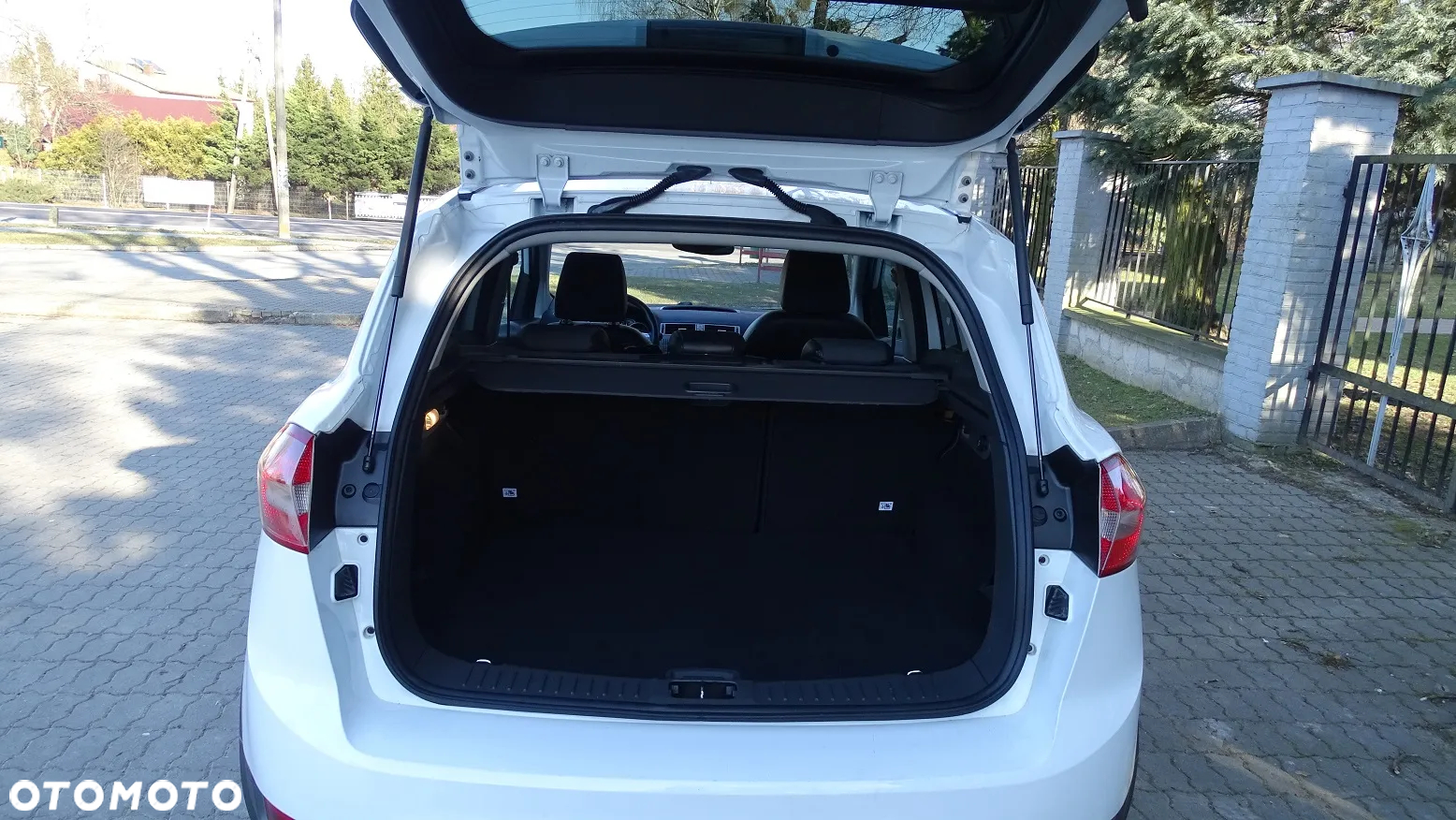 Ford Kuga 2.0 TDCi 2x4 Individual - 10