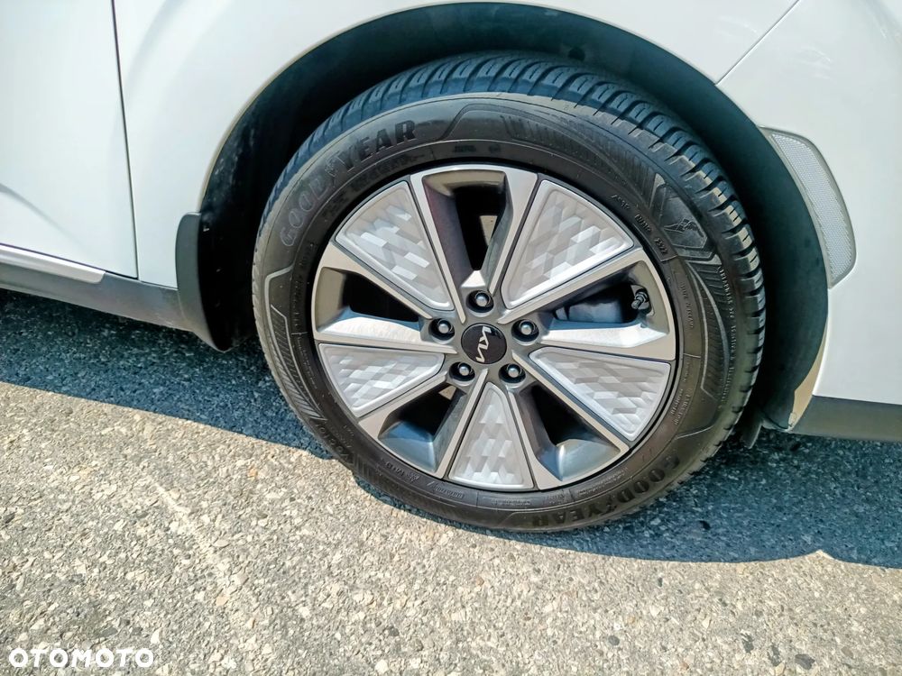 Kia Soul 64kWh L - 9
