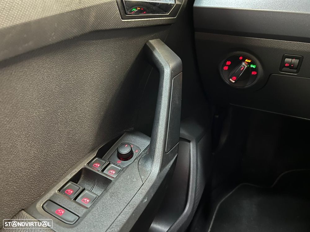 SEAT Arona 1.0 TSI Style DSG - 17