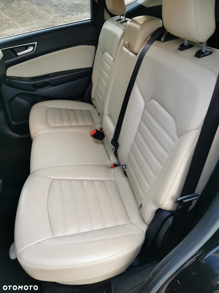 Ford Edge - 19