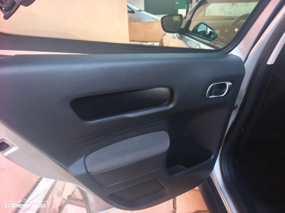 Citroën C4 Cactus BlueHDi 100 Stop&Start Feel - 25